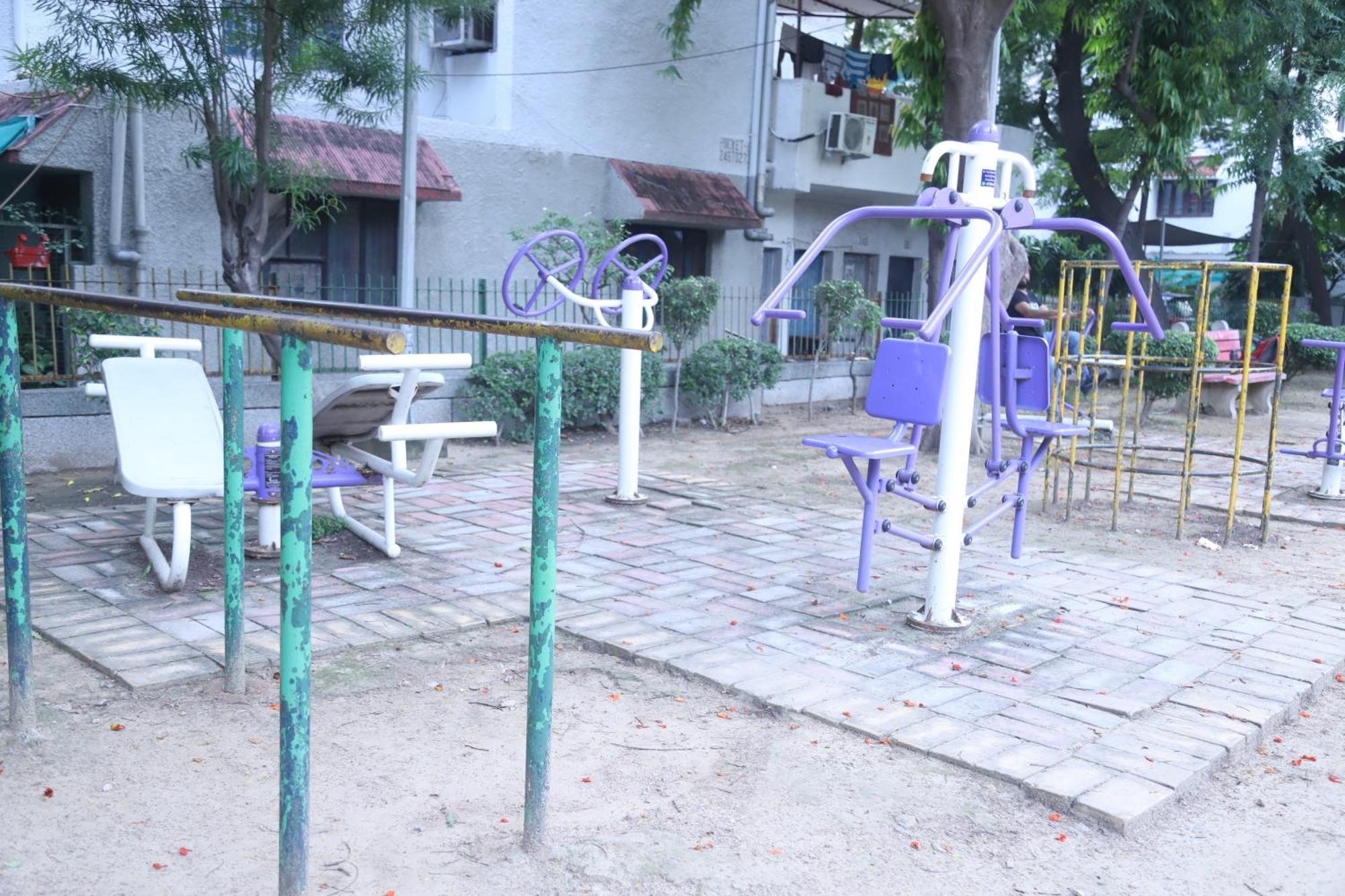 Divine India Service Apartment 3Bhk,B57 Sarita Vihar,Apollo New Delhi Exterior photo