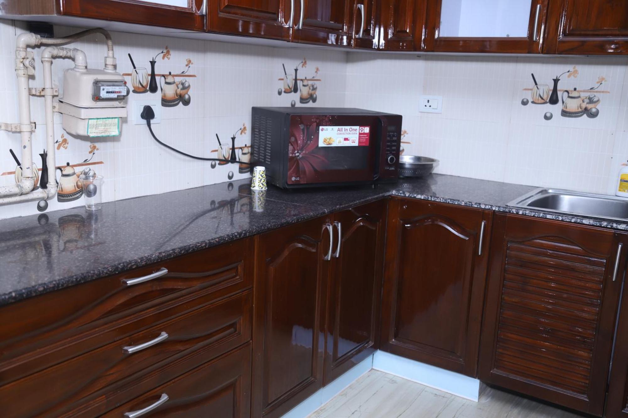 Divine India Service Apartment 3Bhk,B57 Sarita Vihar,Apollo New Delhi Exterior photo