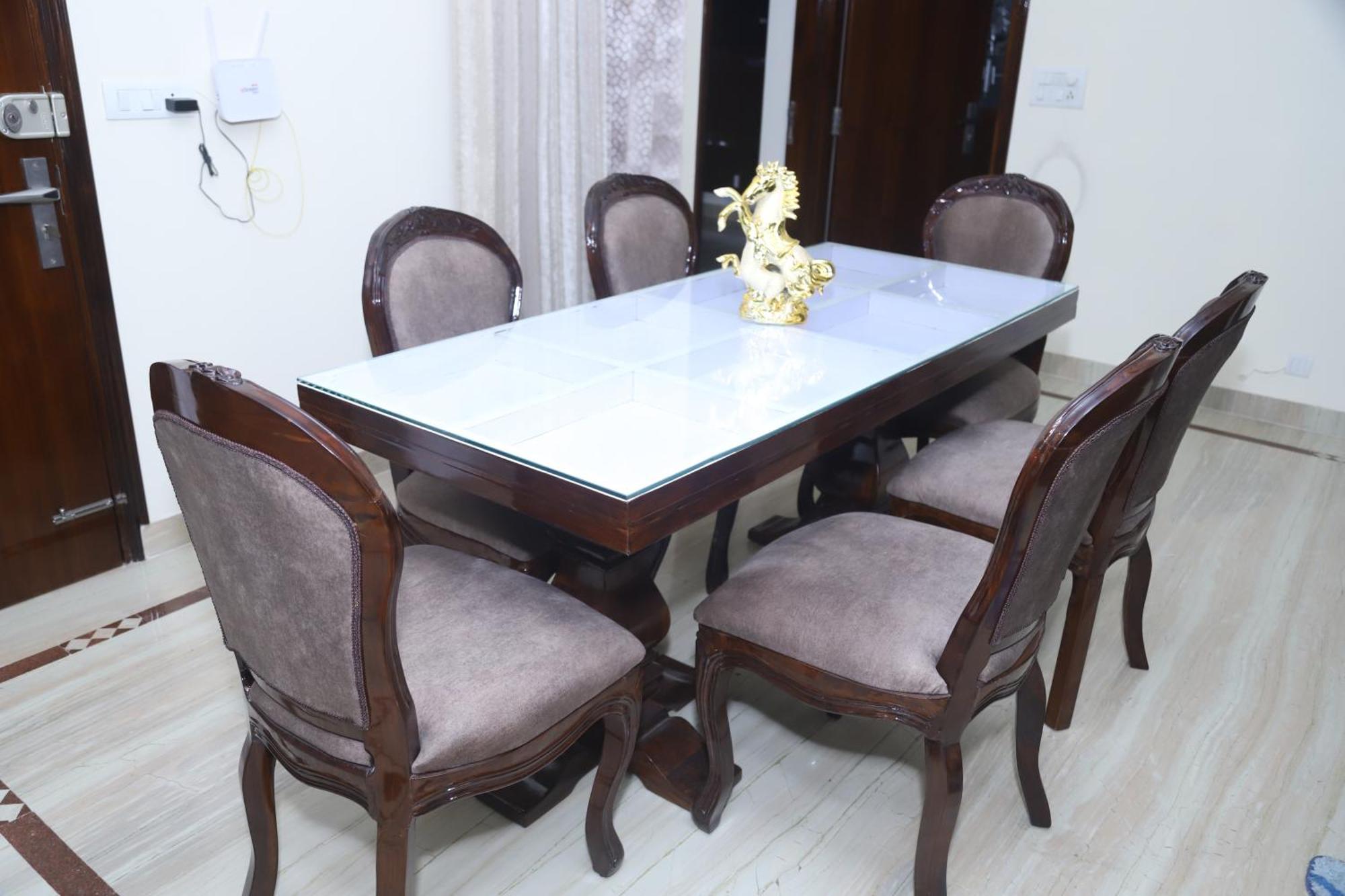 Divine India Service Apartment 3Bhk,B57 Sarita Vihar,Apollo New Delhi Exterior photo