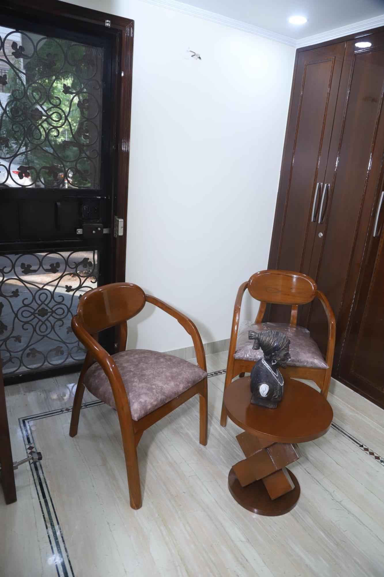 Divine India Service Apartment 3Bhk,B57 Sarita Vihar,Apollo New Delhi Exterior photo